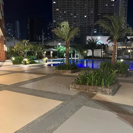 Near Bgc 1Br Wi-Fi Netflix Balcony Skyline Apartment Manila Exterior photo